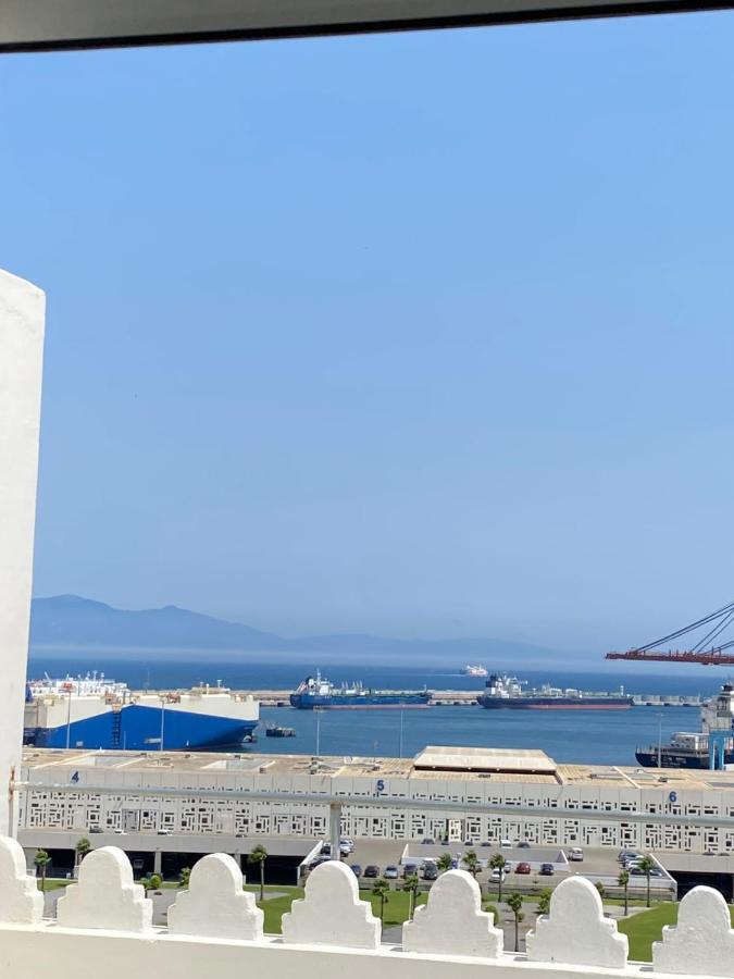 Appartement A Ksar Sghir En Face Du Terminal Passagers De Ferry Port Tanger Med Екстер'єр фото