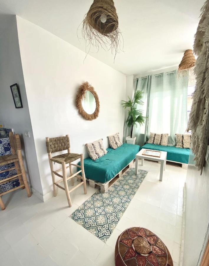 Appartement A Ksar Sghir En Face Du Terminal Passagers De Ferry Port Tanger Med Екстер'єр фото